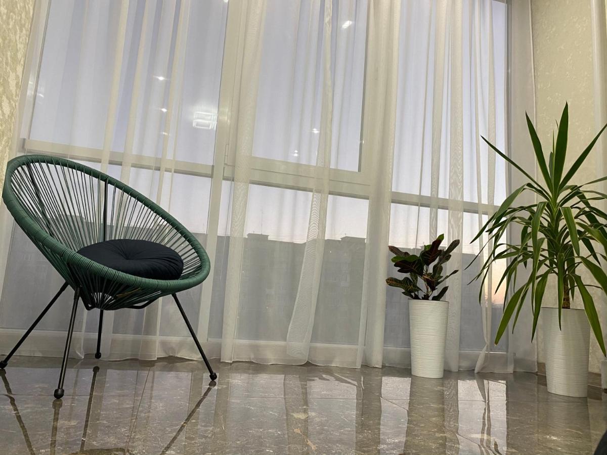 ריבנה Люкс Апартаменти В Жкарена Та Жк Great House מראה חיצוני תמונה